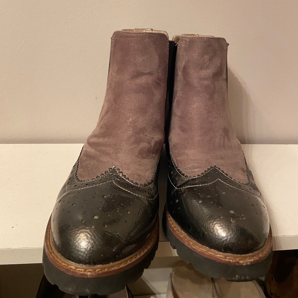 🖤 Booties - Picture 2 of 5